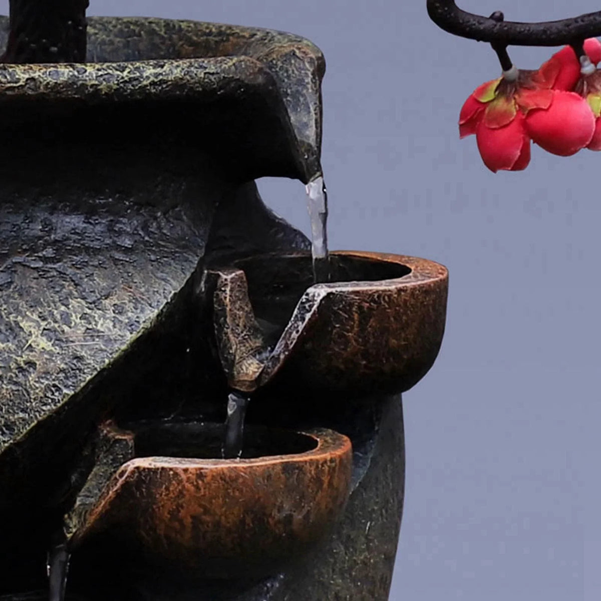 Creative SimuLatitudeion VaseThree-dimensional Tabletop Water Fountain Soothing Relaxation Flower Vase Craft Feng Shui Waterfall Fountains for Garden Office Living room Desk Decor Gifts